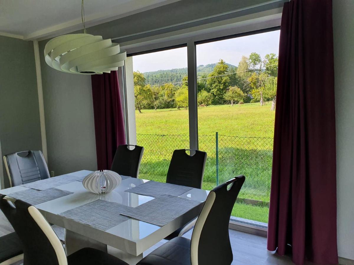 Vila Pod Cernou Horou Roznov pod Radhostem Exterior photo